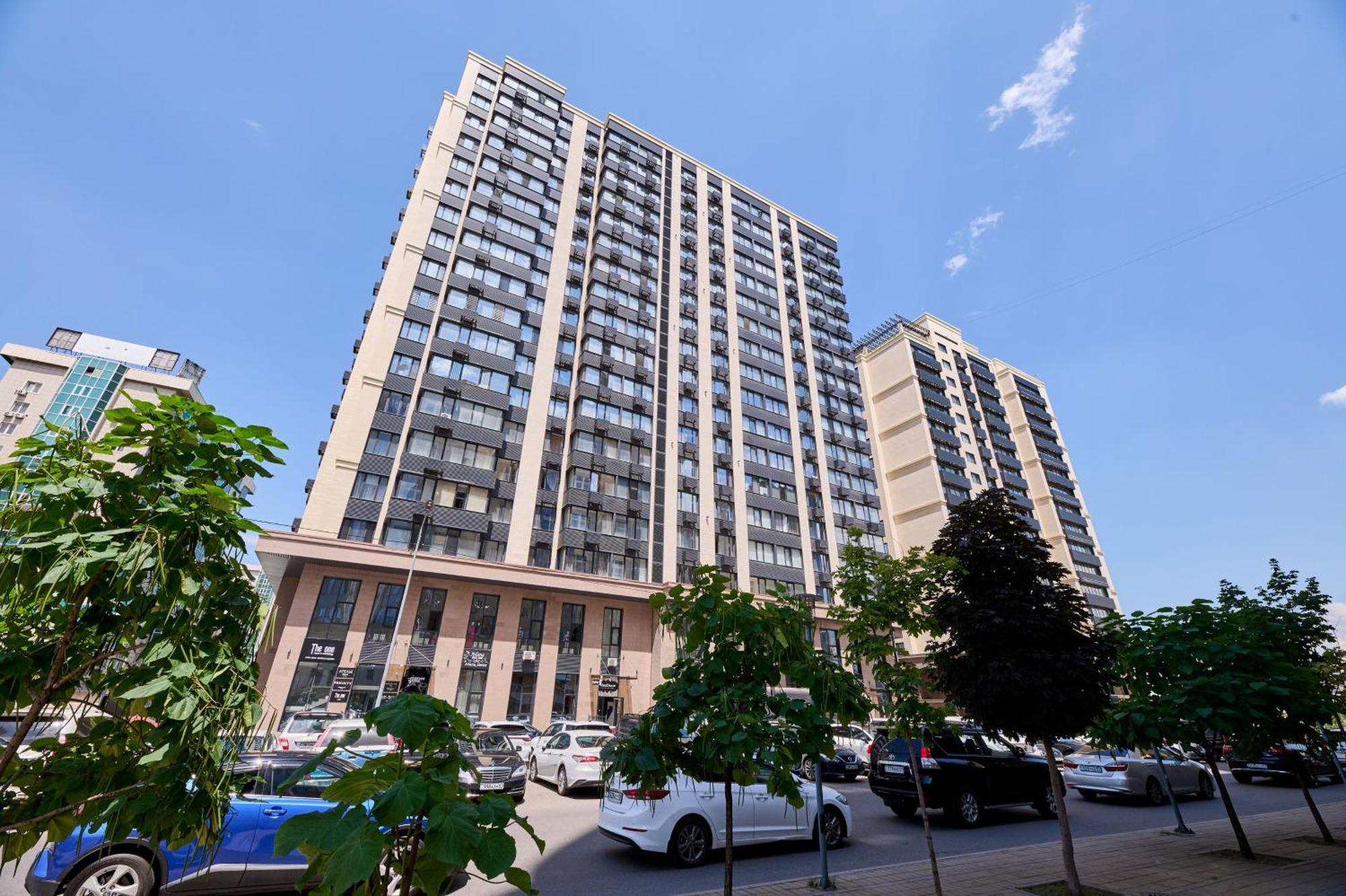 Five Business-Class Rooms In R-House Near Mega Center Almaty Eksteriør billede