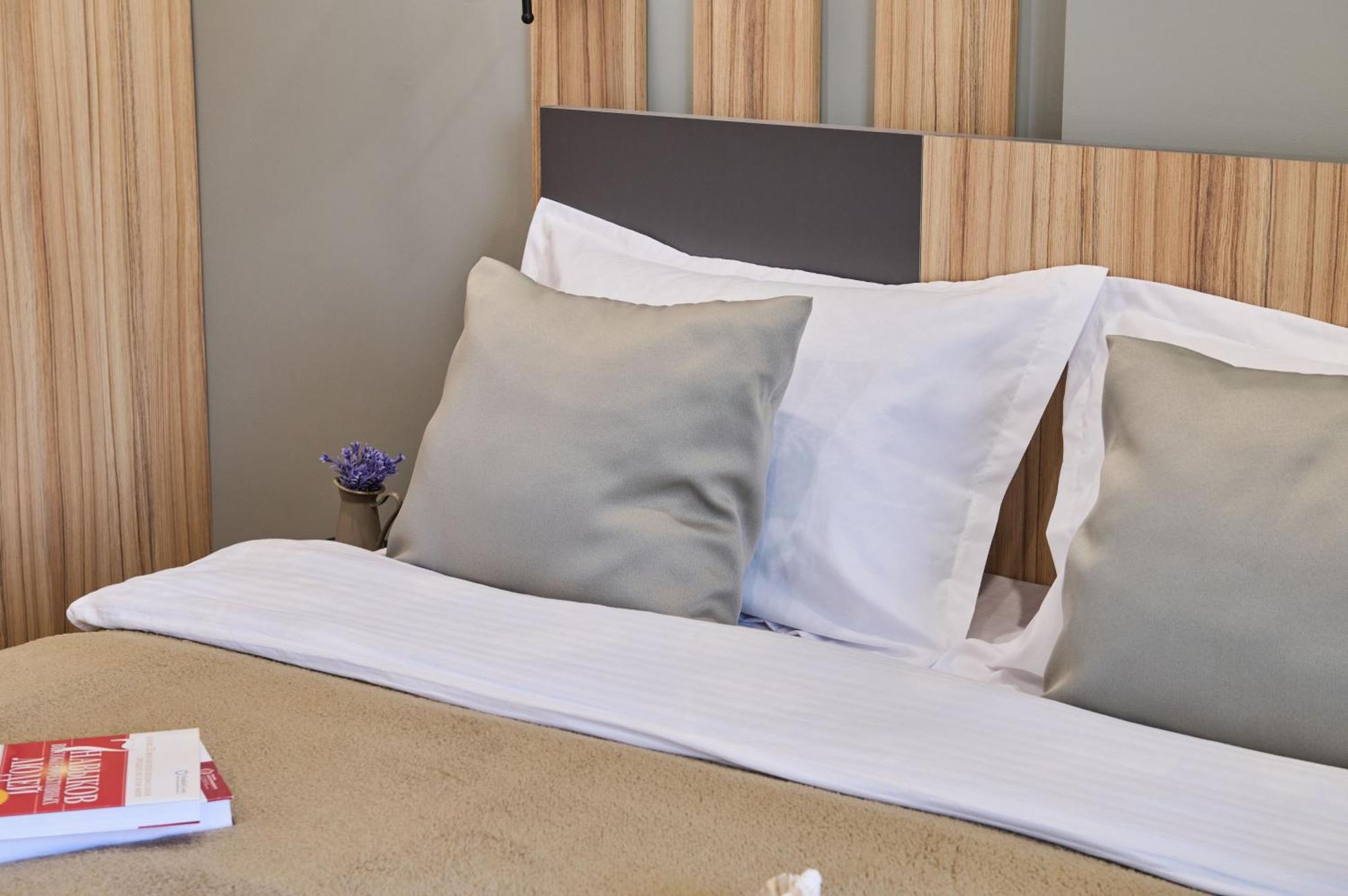 Five Business-Class Rooms In R-House Near Mega Center Almaty Eksteriør billede